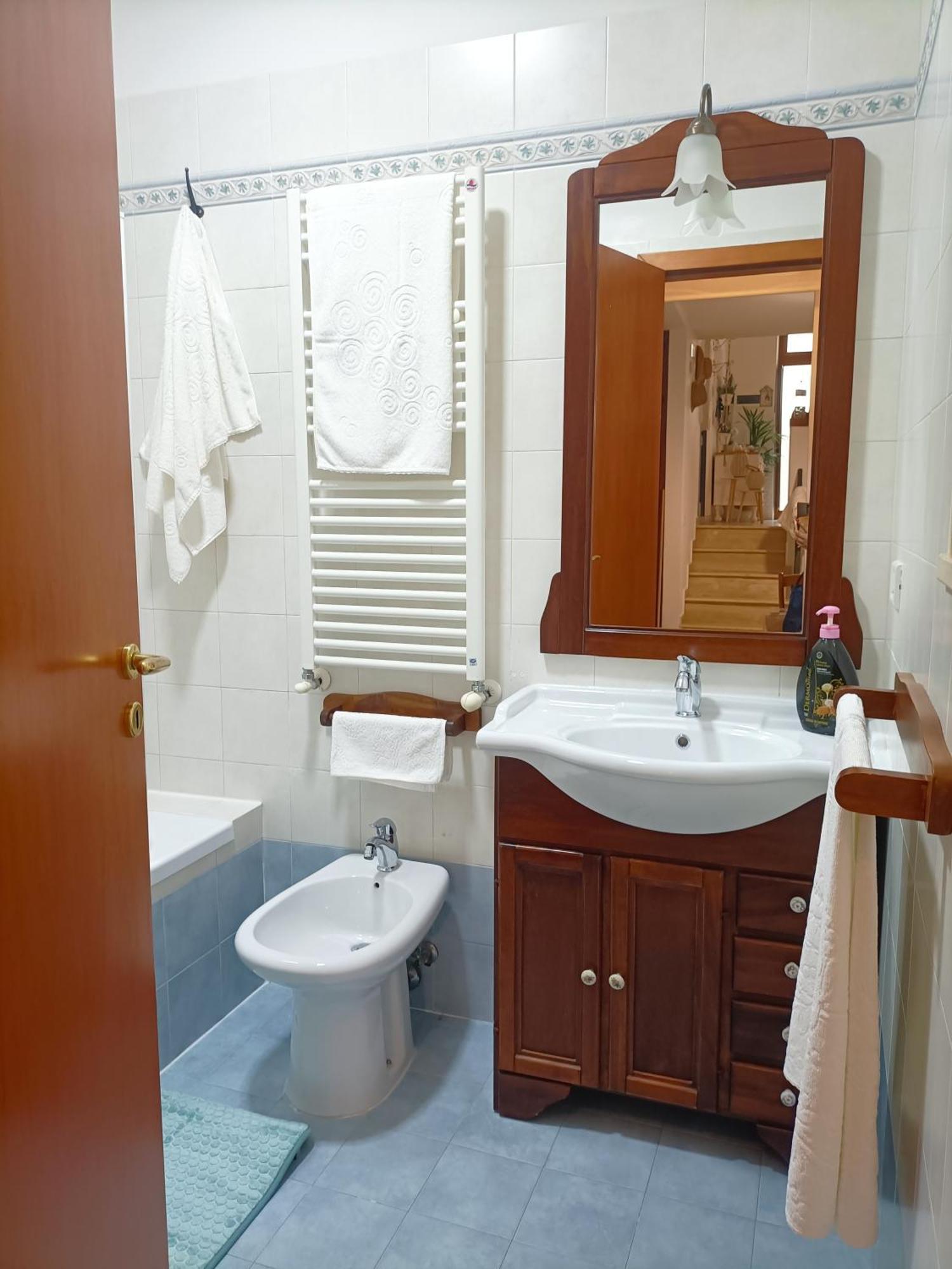 Apartamento La Casa Di Kiki Mola di Bari Exterior foto